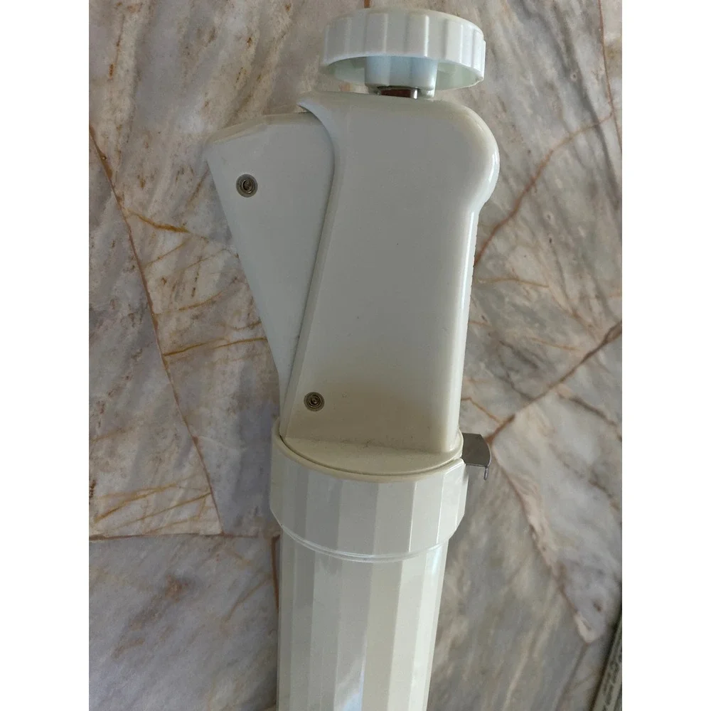 Progressive 23 Pc Cookie Press Set White Icing Gun 12 Discs 6 Nozzles GCP-31